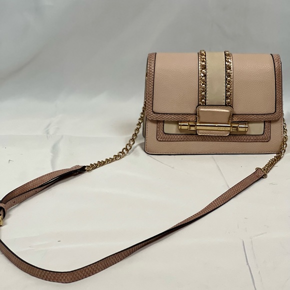 ALDO pink snakeskin crossbody purse with gold chain strap - Picture 3 of 3